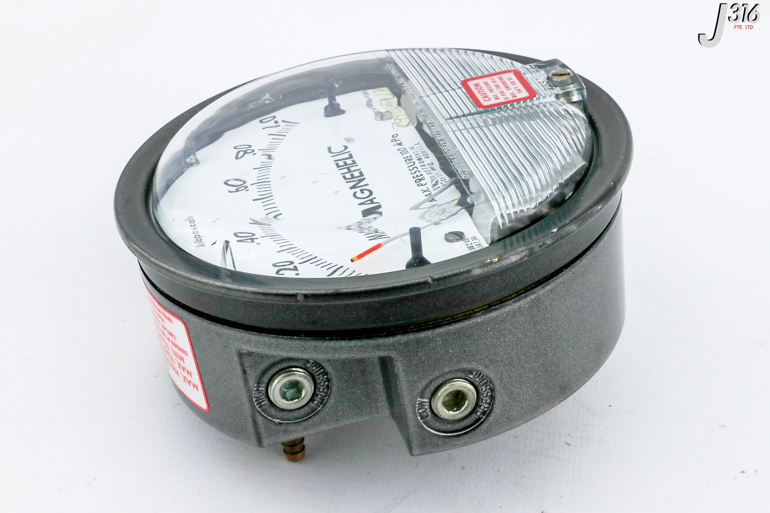 29452 DWYER DIFFERENTIAL PRESSURE GAUGE, 0 TO 1 KILOPASCALS 2000-1